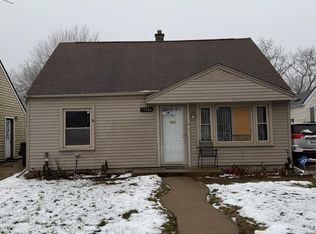 13640 McGuire St, Taylor, MI 48180