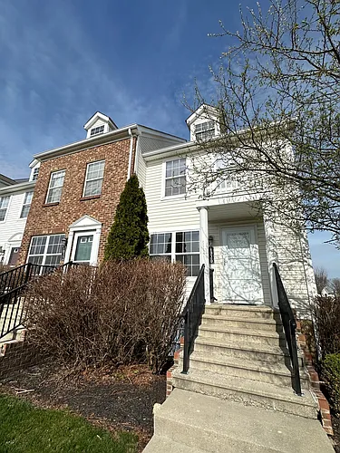 1020 Hartford Village Blvd Photo 1