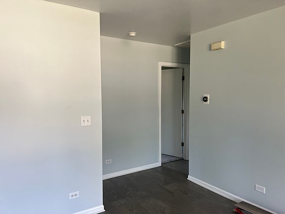 4th image of 6 Aspen Ln