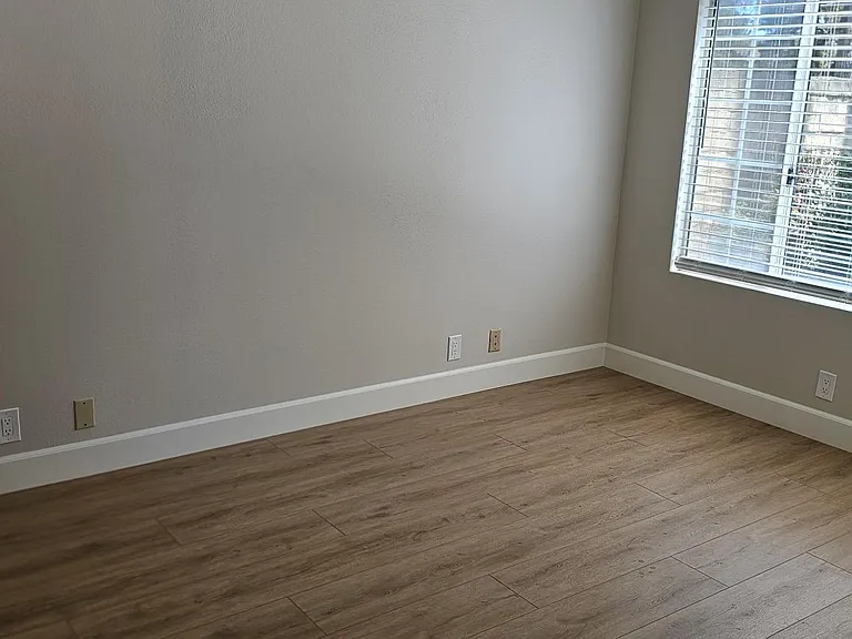 4551 Parkglen Cir — Photo 23