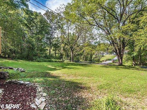 Vast front yard