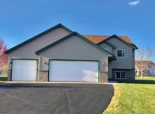 820 10th St S, Sartell, MN 56377