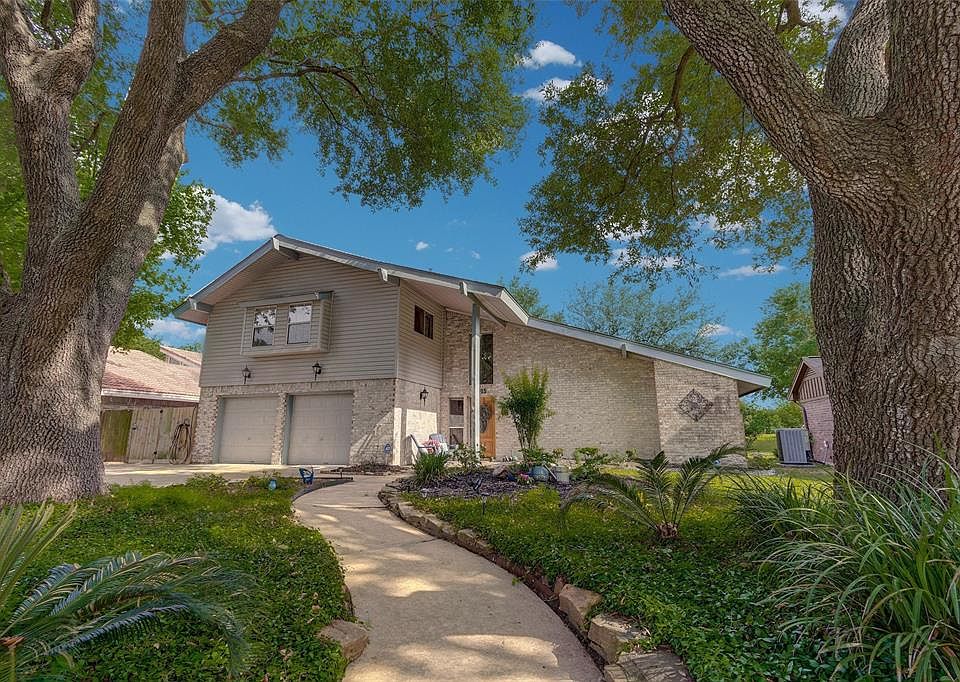 1st image of 5915 Donwhite Ln