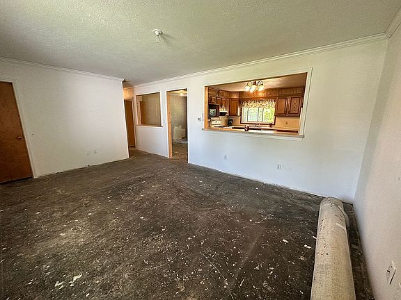 5th image of 354 Longview Rd