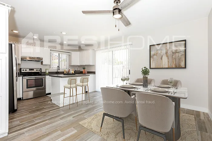 623 S San Jose — Photo 4