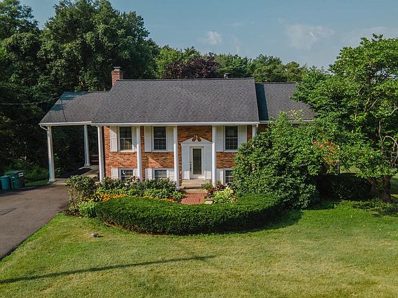 2nd image of 14328 Sugarloaf Vista Dr