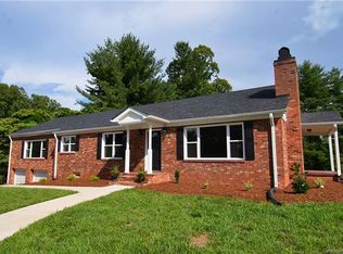 411 Idlewood Dr, Marion, NC 28752