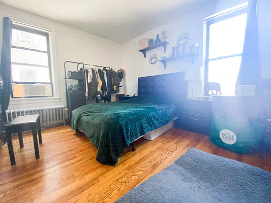 Rented by RealTegrity NY LLC | media 6