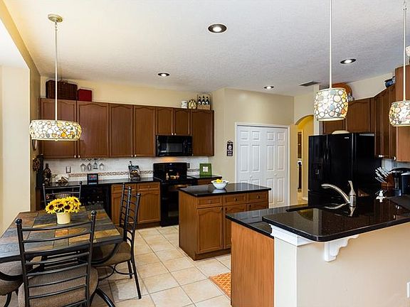 3rd image of 2739 Cordgrass St