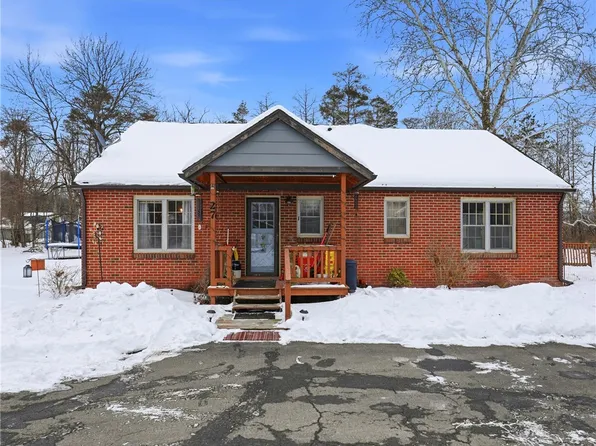 27 E Tioga St, Spencer, NY 14883