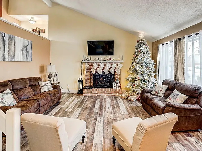 504 S Laredo Cir #1 — Photo 26
