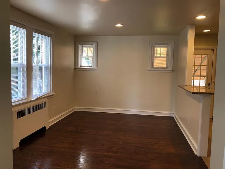 8328 Ridgeway St — Photo 9