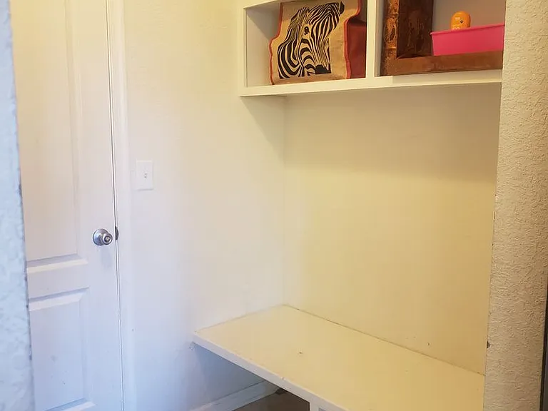 328 Cherry St — Photo 12