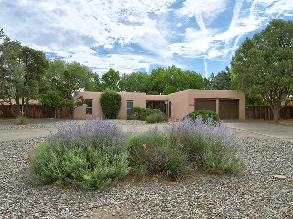 2217 Dietz Pl NW, Albuquerque, NM 87107