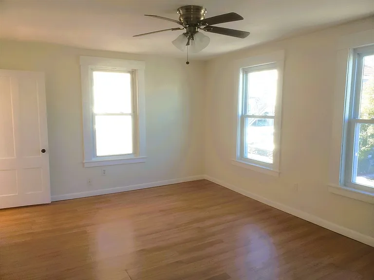 26 Arlington St #2 — Photo 4