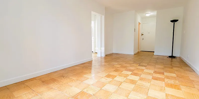 Rented by Rossi Living | media 10