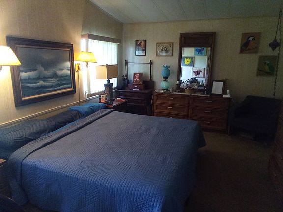 4th image of 4839 Meadowlark Dr