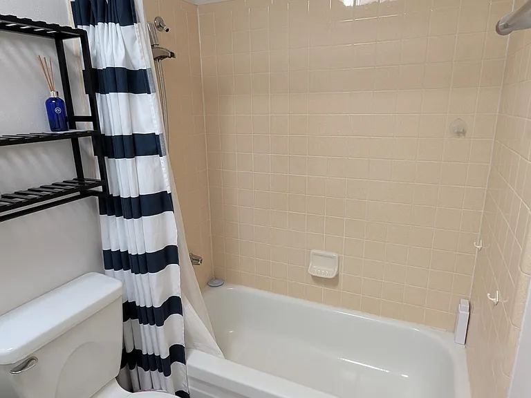 3324 Wesley Dr — Photo 40