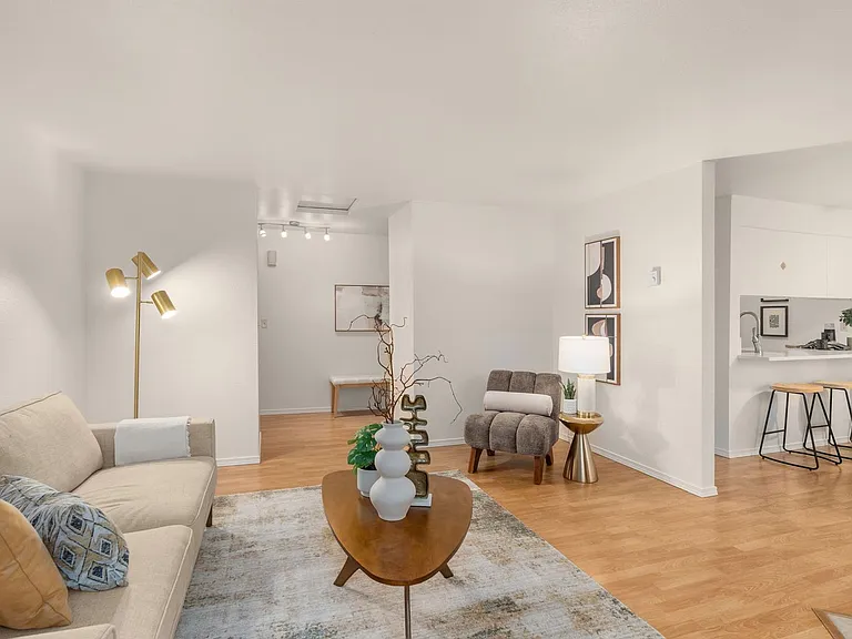47 Eagle Crest Dr #26 — Photo 6