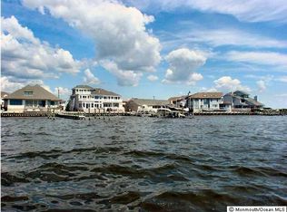 1205 Capstan Dr, Forked River, NJ 08731