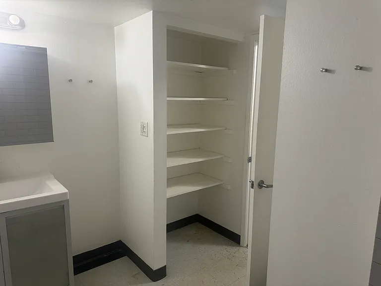 Vida Apartments — Photo 13