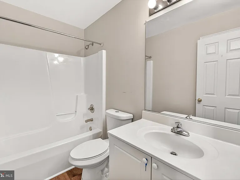 2572 Carrington Way — Photo 26