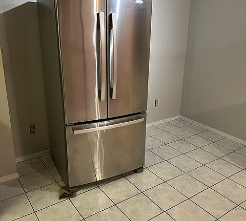 5th image of 62 Woodside Ct