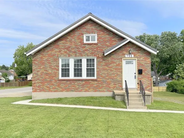 755 Pardella Ave, Saint Louis, MO 63125
