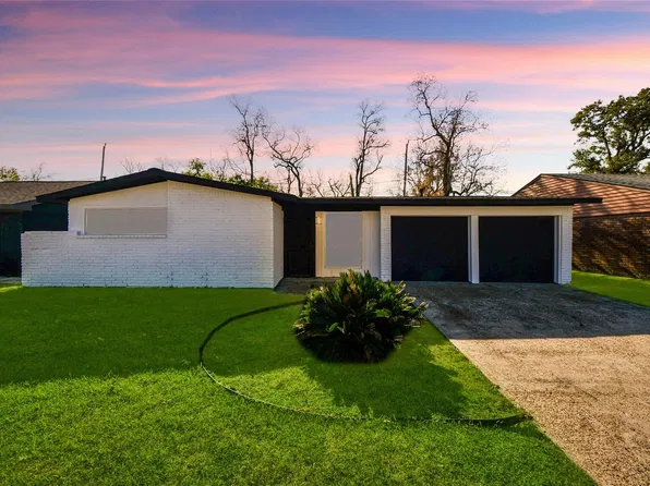 3727 Prudence Dr, Houston, TX 77045