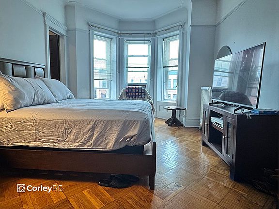 5th image of 1243 Carroll St