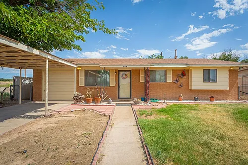 313 Robins Dr Photo 1