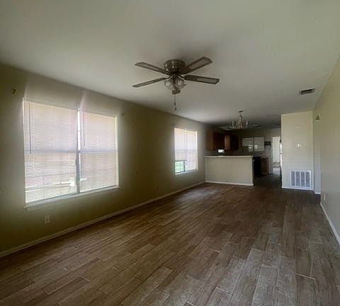 2nd image of 425 Palm Valley Cir #425