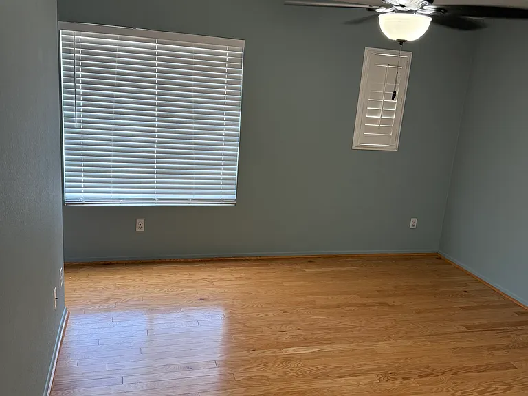 10234 Valley Waters Dr — Photo 23