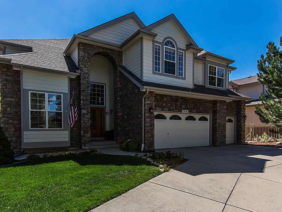22083 E Quarto Place