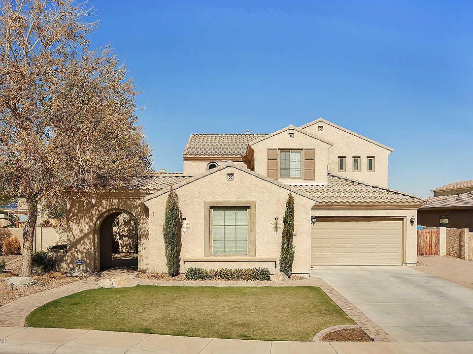1st image of 1222 E Kingbird Dr