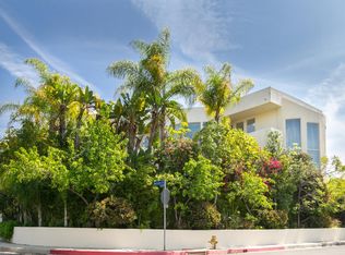 2470 Venus Dr, Los Angeles, CA 90046