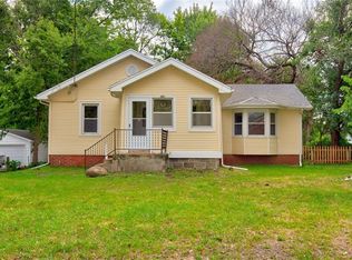 2911 50th St, Des Moines, IA 50310