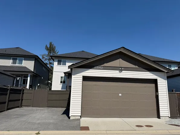 23912 Dewdney Trunk Rd, Maple Ridge, BC V4R 1X3