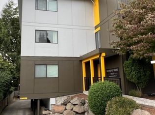 11535 Greenwood Ave N APT 202, Seattle, WA 98133