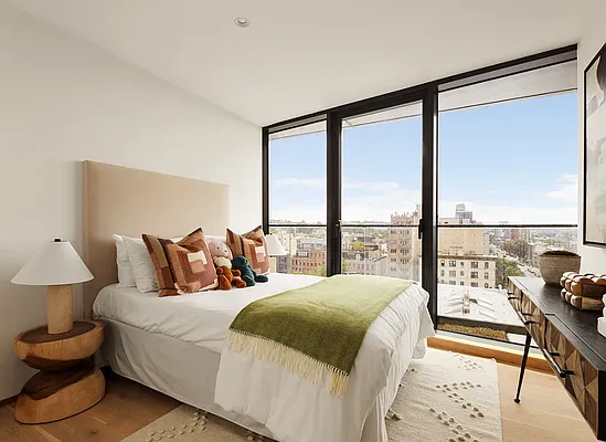 Bedroom, photo 2