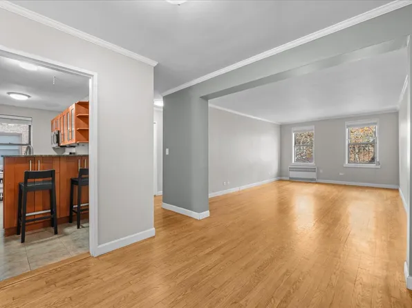 3260 Netherland Avenue image 2 of 8