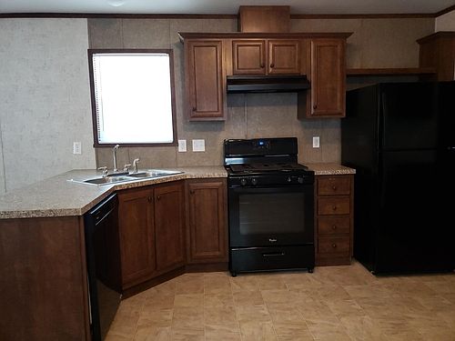 2nd image of 851 Courtland Ln
