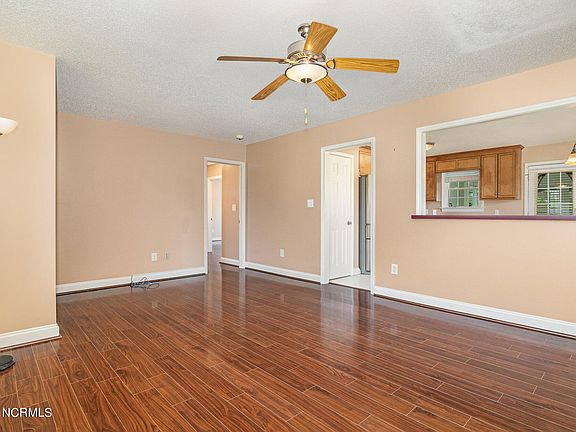 3rd image of 215 Trinity Drive