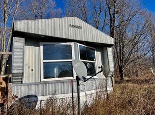 906 N Creek View Ln, Hesperia, MI 49421