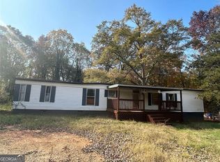 9 Ridgewood Ln, Locust Grove, GA 30248