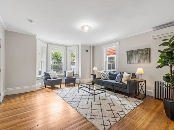 15 Cutter St #1, Somerville, MA 02145
