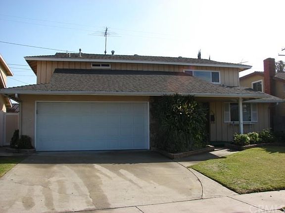 3rd image of 15290 Saranac Dr
