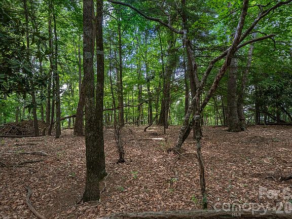 2nd image of 4 Old Orchard Rd #4