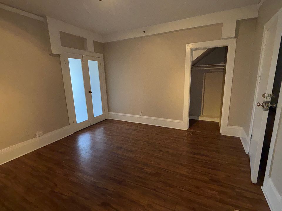 1st image of 2434 Warring St #23