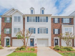 129 Rock Ridge Ln, Mount Holly, NC 28120